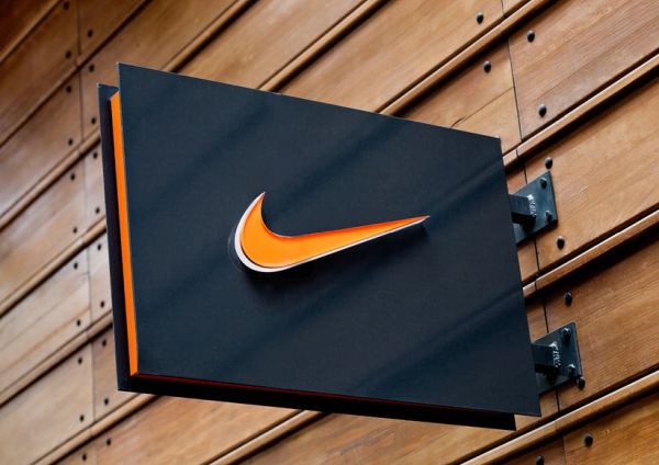 The Scoop: Nike admits misstep, replaces running ad after Boston Marathon backlash