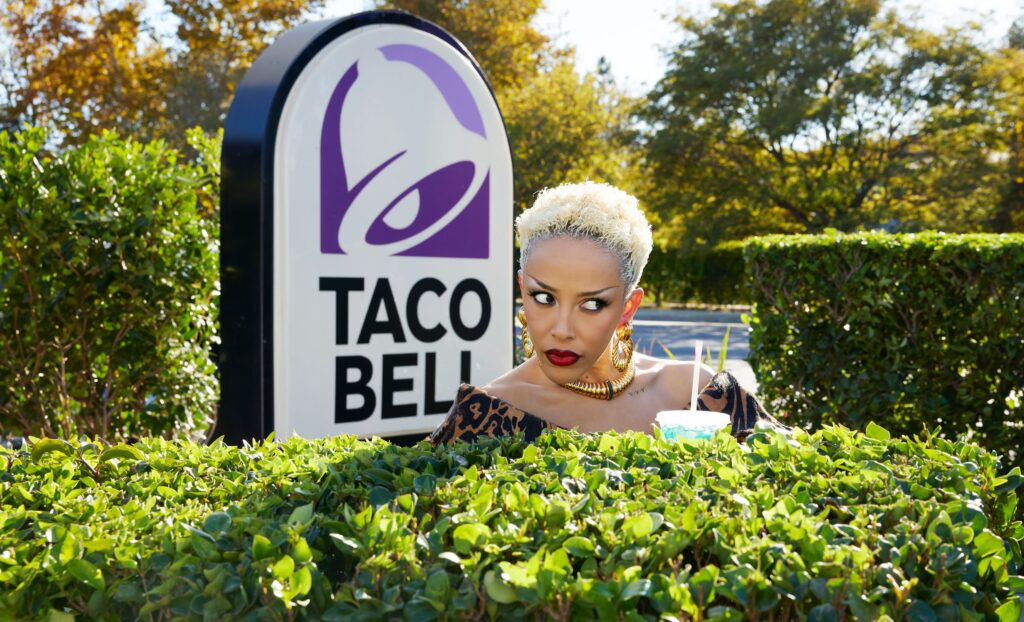 Taco Bell’s Super Bowl stunt (mostly) ditches celebs to put fans in the spotlight 
